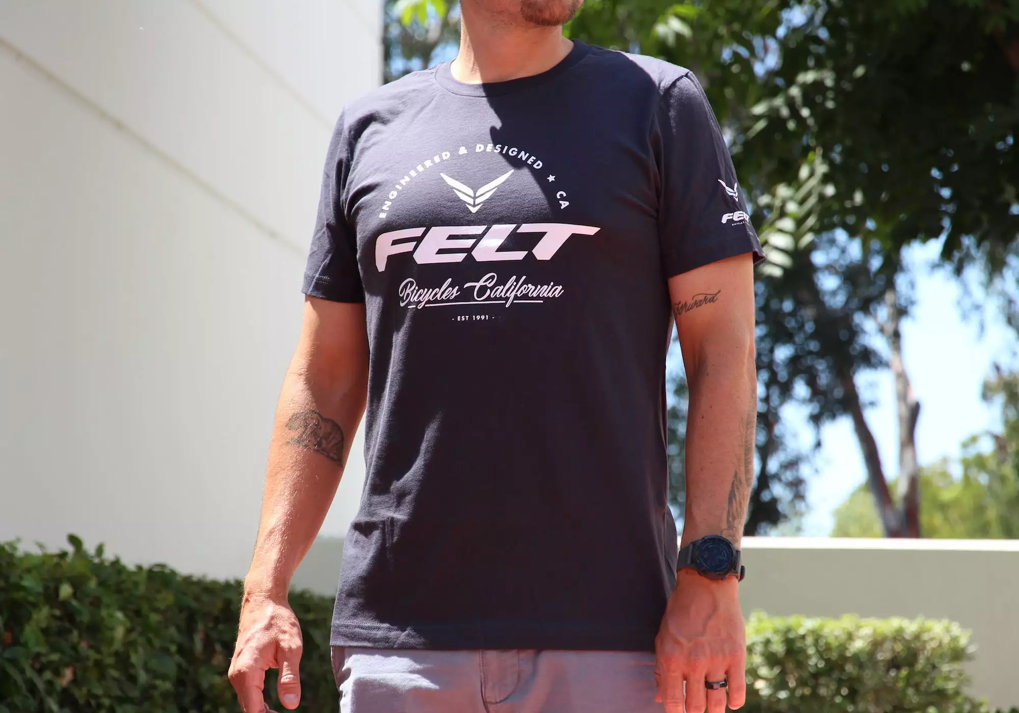 Felt Bicycles Classique Dark Grey T-Shirt | Men's 3 Felt Bicycles Classique Dark Grey T-Shirt | Men's - Image 3